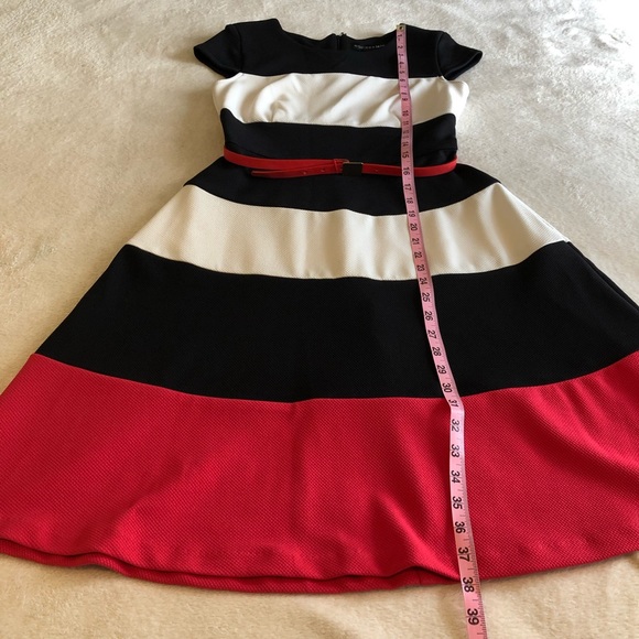Madison Leigh black,white and red striped dress 6 - Picture 6 of 8